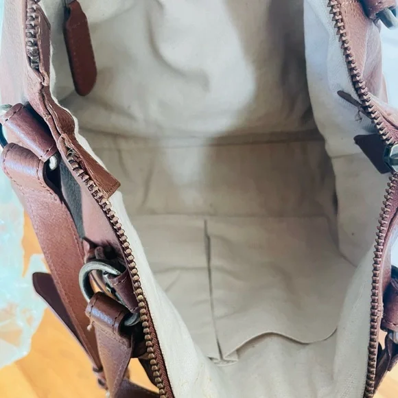 Frye Ari Cognac Leather Crossbody Bag - Picture 13 of 14